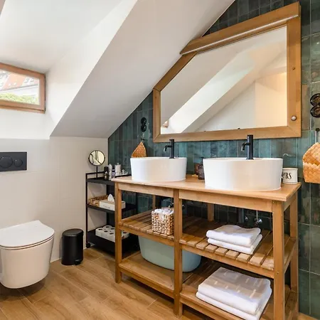 Apartman Bohemian Chic 2 Bedroom 2 Bathroom Loft With Hanging Chair *