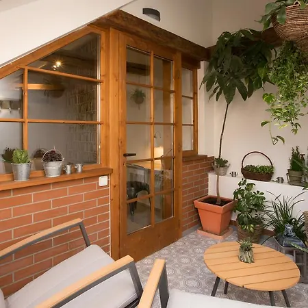Bohemian Chic 2 Bedroom 2 Bathroom Loft With Hanging Chair Apartman