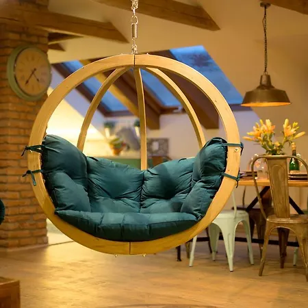 Apartman Bohemian Chic 2 Bedroom 2 Bathroom Loft With Hanging Chair