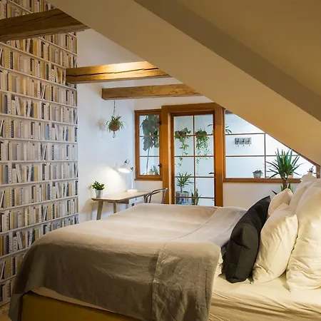 Apartman Bohemian Chic 2 Bedroom 2 Bathroom Loft With Hanging Chair Prága
