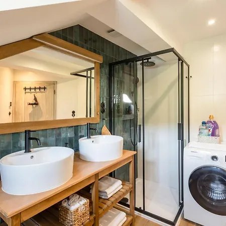 Bohemian Chic 2 Bedroom 2 Bathroom Loft With Hanging Chair * Prague