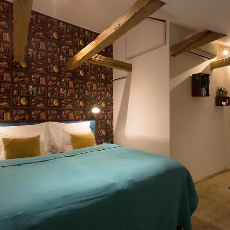Bohemian Chic 2 Bedroom 2 Bathroom Loft With Hanging Chair