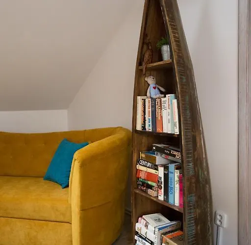Appartamento Bohemian Chic 2 Bedroom 2 Bathroom Loft With Hanging Chair Praga