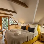 Apartman Bohemian Chic 2 Bedroom 2 Bathroom Loft With Hanging Chair