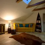 Bohemian Chic 2 Bedroom 2 Bathroom Loft With Hanging Chair Prag